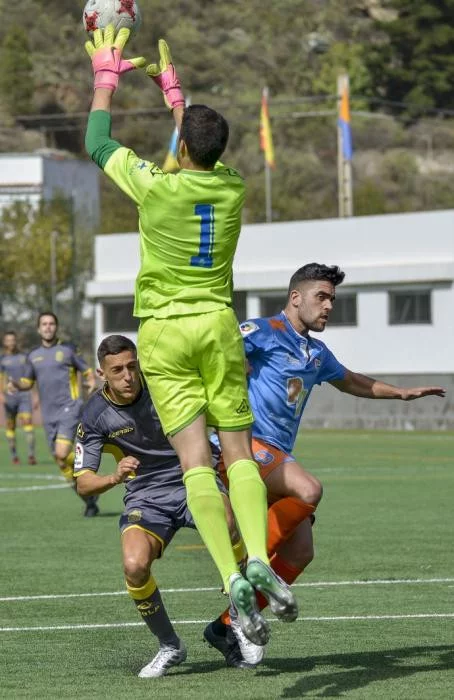 post card SegundaFoto Nico Campuzano.webp